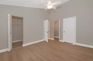 204 SW 120th Ave, Pembroke Pines, FL 33025 - Photo 17