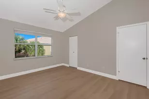 204 SW 120th Ave, Pembroke Pines, FL 33025 - Photo 15