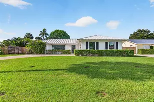 3776 Dogwood Ave, Palm Beach Gardens, FL 33410 - Photo 1
