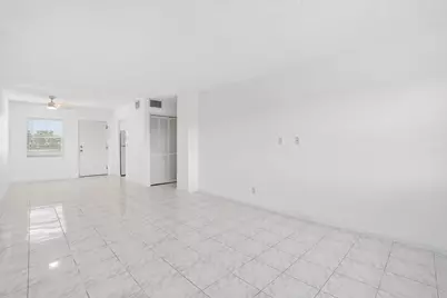 2555 NE 11th Street #404, Fort Lauderdale, FL 33304 - Photo 13