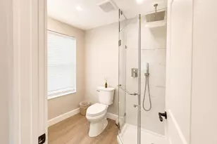 898 SE 2nd Pl, Deerfield Beach, FL 33441 - Photo 9