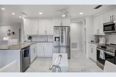 6 Lexington Lane E #D, Palm Beach Gardens, FL 33418 - Photo 11