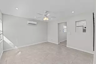 128 E Central Blvd, Lantana, FL 33462 - Photo 9