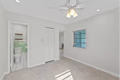 128 E Central Boulevard, Lantana, FL 33462 - Photo 17