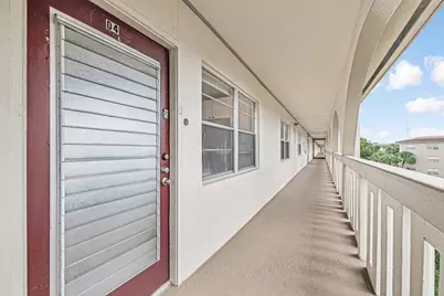 4402 Martinique #D4, Coconut Creek, FL 33066 - Photo 5