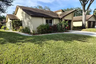 125 Ramblewood Cir, Royal Palm Beach, FL 33411 - Photo 1