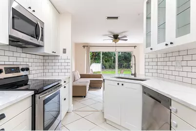 2916 NW 99th Terrace, Sunrise, FL 33322 - Photo 3