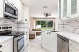 2916 NW 99th Terrace, Sunrise, FL 33322 - Photo 3