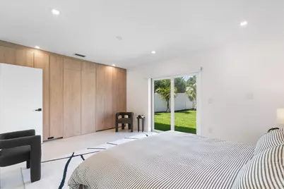209 NE 27th Drive, Wilton Manors, FL 33334 - Photo 11