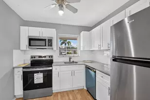 2593 Dudley Dr W, West Palm Beach, FL 33415 - Photo 5