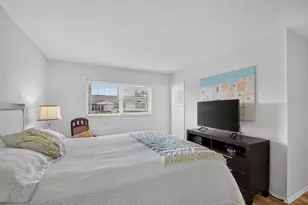 2593 Dudley Dr W, West Palm Beach, FL 33415 - Photo 13