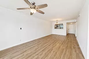 110 Lake Emerald Dr, Oakland Park, FL 33309 - Photo 5