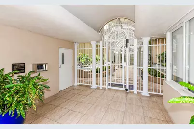 176 Helios Drive #308, Jupiter, FL 33477 - Photo 9
