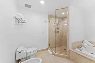 2110 N Ocean Blvd, Fort Lauderdale, FL 33305 - Photo 27
