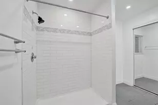 201 N 68th Way, Hollywood, FL 33024 - Photo 25