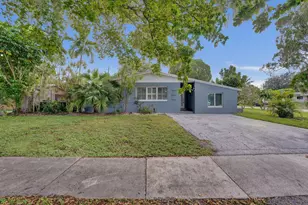 201 N 68th Way, Hollywood, FL 33024 - Photo 1