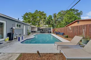 201 N 68th Way, Hollywood, FL 33024 - Photo 31