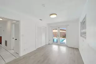 201 N 68th Way, Hollywood, FL 33024 - Photo 21
