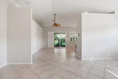 9299 Sapphire Cove Drive, West Palm Beach, FL 33411 - Photo 9