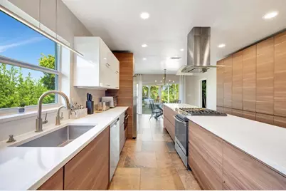4907 Holly Drive, Tamarac, FL 33319 - Photo 15