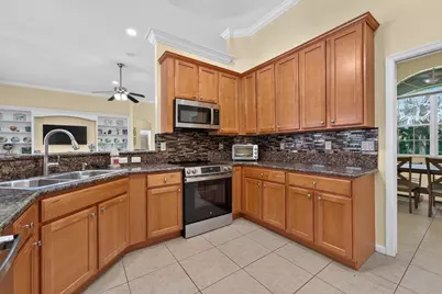 16970 W Burns Drive W, The Acreage, FL 33470 - Photo 17