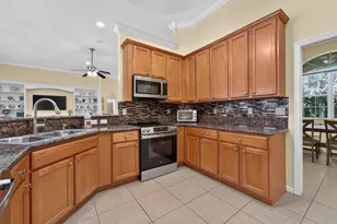 16970 W Burns Dr W, The Acreage, FL 33470 - Photo 17