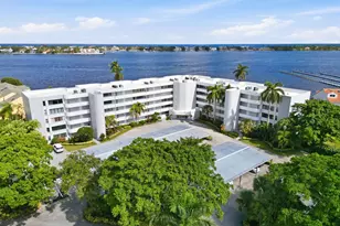 8200 Lakeshore Dr, Hypoluxo, FL 33462 - Photo 43