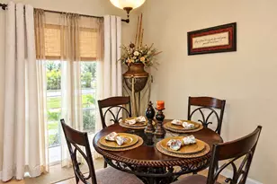 2711 NE 4th St, Homestead, FL 33033 - Photo 3