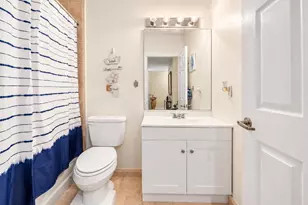 2711 NE 4th St, Homestead, FL 33033 - Photo 9