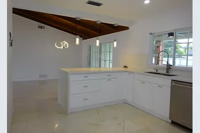 9211 S Cypress Circle, Miramar, FL 33025 - Photo 23