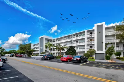 3076 Newport Drive #Q, Deerfield Beach, FL 33442 - Photo 31