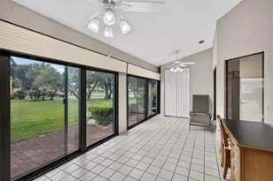 5887 Parkwalk Cir W, Boynton Beach, FL 33472 - Photo 23