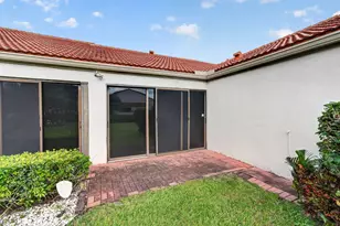 5887 Parkwalk Cir W, Boynton Beach, FL 33472 - Photo 27