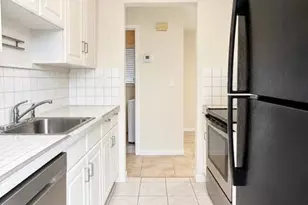 809 NE 16th St, Fort Lauderdale, FL 33304 - Photo 9
