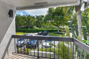 6800 Willow Wood Dr, Boca Raton, FL 33434 - Photo 19