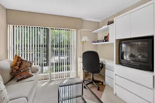 6800 Willow Wood Dr, Boca Raton, FL 33434 - Photo 35