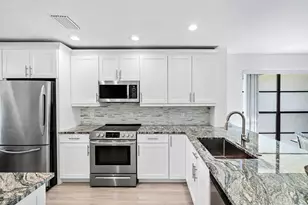 21 Southport Ln, Boynton Beach, FL 33436 - Photo 3