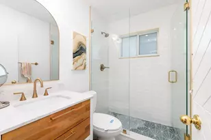 431 SE 4th St, Deerfield Beach, FL 33441 - Photo 17