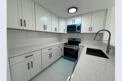 4421 SW 72nd Terrace, Davie, FL 33314 - Photo 5