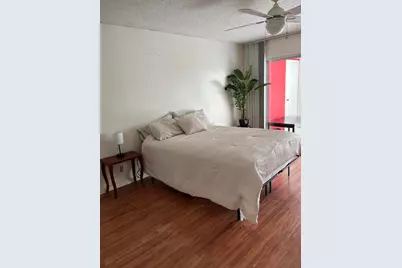 3871 Via Poinciana #402, Lake Worth, FL 33467 - Photo 9