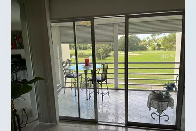 3871 Via Poinciana #402, Lake Worth, FL 33467 - Photo 15