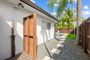 2041 NE 52nd St, Fort Lauderdale, FL 33308 - Photo 5