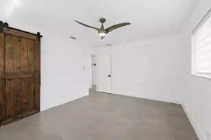2041 NE 52nd St, Fort Lauderdale, FL 33308 - Photo 33