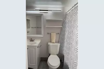 162 Camden G, West Palm Beach, FL 33417 - Photo 5