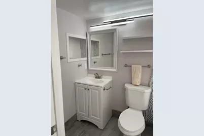 162 Camden G, West Palm Beach, FL 33417 - Photo 3
