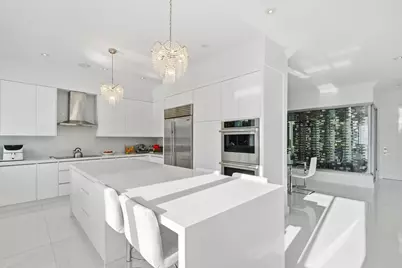 16430 NE 30th Avenue, North Miami Beach, FL 33160 - Photo 9