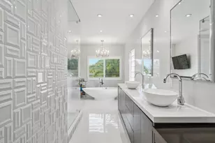 16430 NE 30th Ave, North Miami Beach, FL 33160 - Photo 21