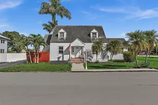 9 NW Avenue D, Belle Glade, FL 33430 - Photo 1