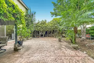 2002 SE 14th Ct, Homestead, FL 33035 - Photo 23
