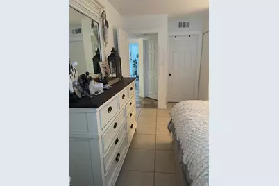 10102 Glenmoor Drive, West Palm Beach, FL 33409 - Photo 9